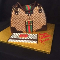 Pocketbook & Shoe Cakes | 4 Every Occasion Cupcakes & Cakes