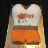 specialty-cake-hooters